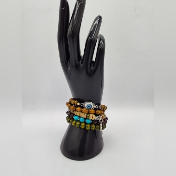 unbranded Jewelry - Hamsa Beaded 5-piece Bracelet Set with Turquoise & Silver Feather Dangle Detail
